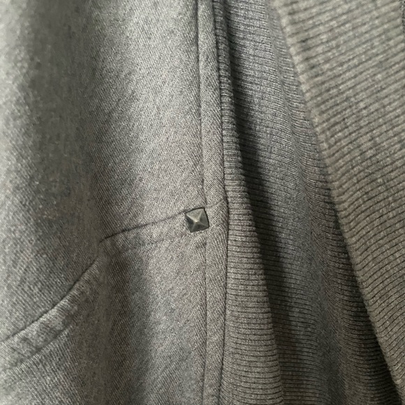 Aritzia Wilfred Diderot Coccoon Sweater in grey - Picture 12 of 12